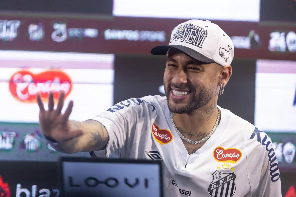 Neymar Jr. gestures during a press conference after his presentation as the newest addition to Santos FC at Urbano Caldeira Stadium (Vila Belmiro), 2025