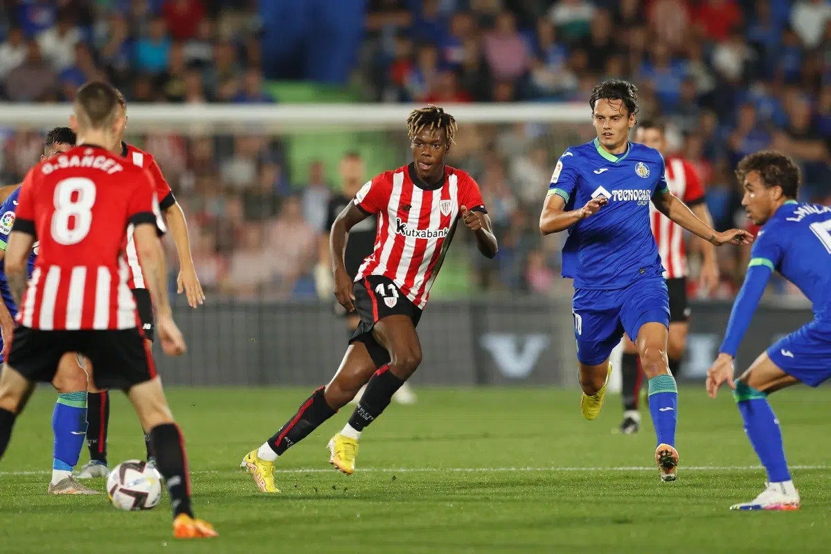 Nico Williams in action during Athletic Bilbao vs Getafe in Getafe, Spain.