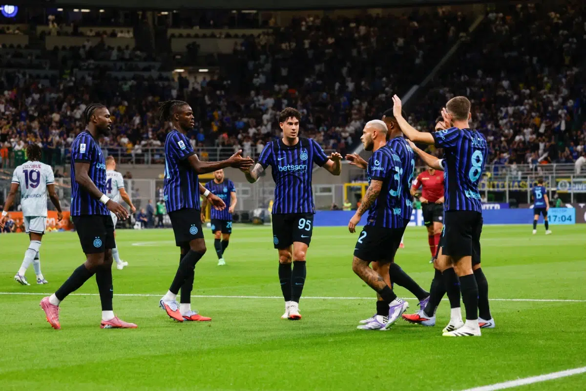 Marcus Thuram, Denzel Dumfries, Alessandro Bastoni, Federico Dimarco, Petar Sucic celebrate the goal during the Serie A match between FC Internazionale and Udinese