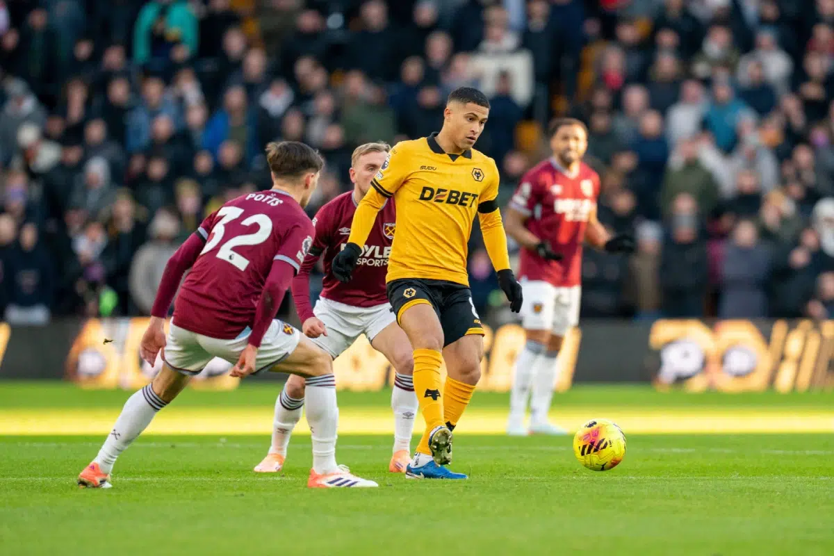 03rd Jan, 2026, Wolverhampton Wanderers midfielder João Gomes on the ball during the Wolverhampton Wanderers vs West Ham United Premier League match