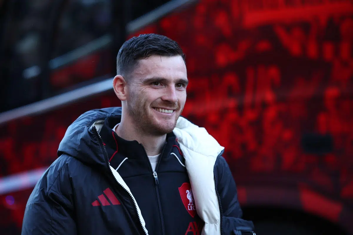 4th Jan 2026, Andy Robertson of Liverpool arrives ahead of the Premier League match between Fulham FC and Liverpool FC