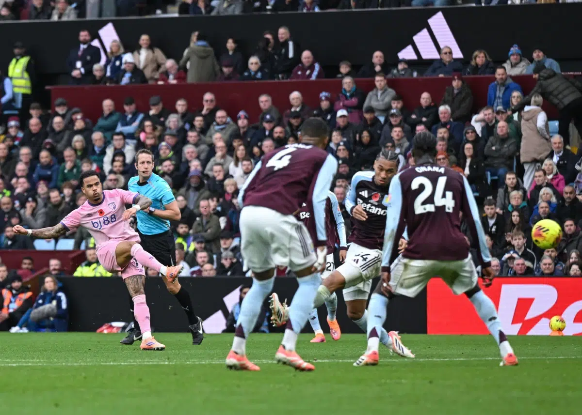Justin Kluivert of Bournemouth shoots towards goal during the Aston Villa vs AFC Bournemouth, 2025