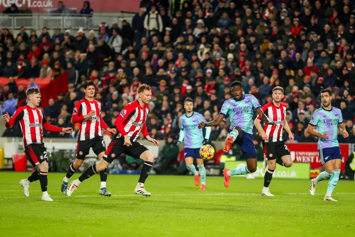 Thomas of Arsenal shoots during the Premier League match, Brentford vs Arsenal, 2025