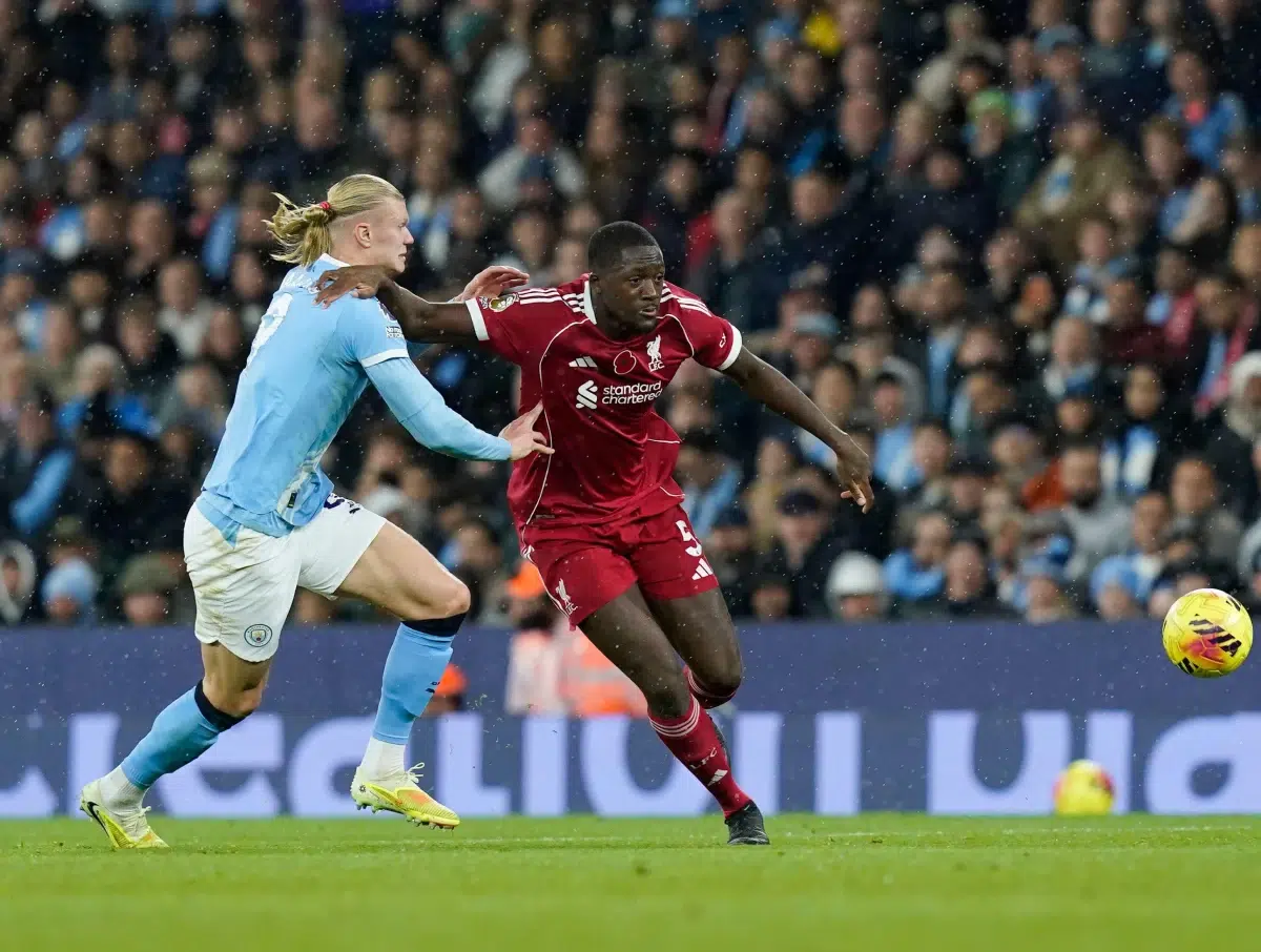 9th Nov, 2025, Erling Haaland of Manchester City held back by Ibrahima Konate of Liverpool during the Manchester City vs Liverpool Premier League match